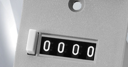 Front panel mounting pneumatic counter: 33x22 mm to 48x24 mm front panel cut-out.